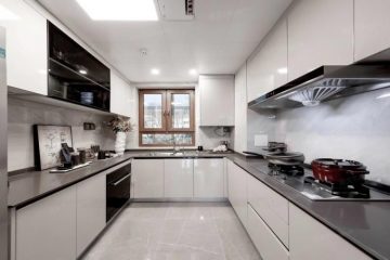 Golden Street Residency