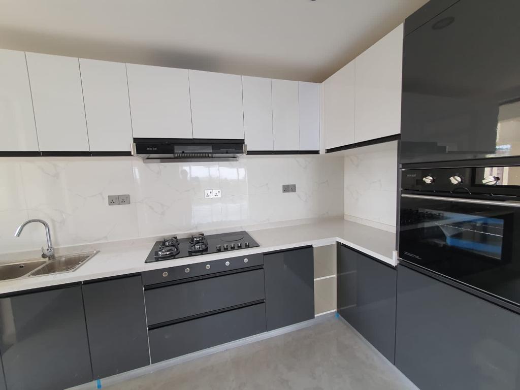 3 Bedroom Apartment For Sale