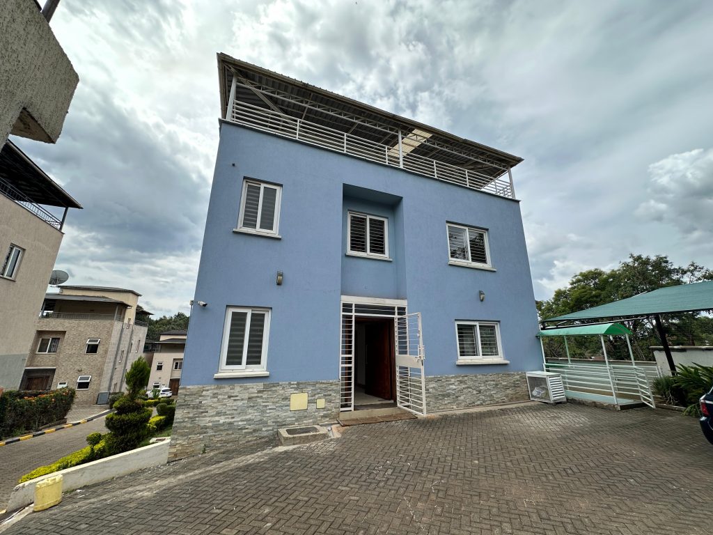 Executive 5 Bedroom Villa