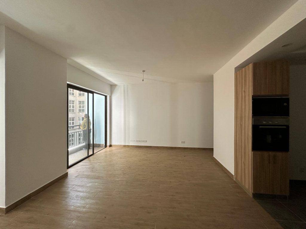 Spacious 3-Bedroom Apartment with DSQ