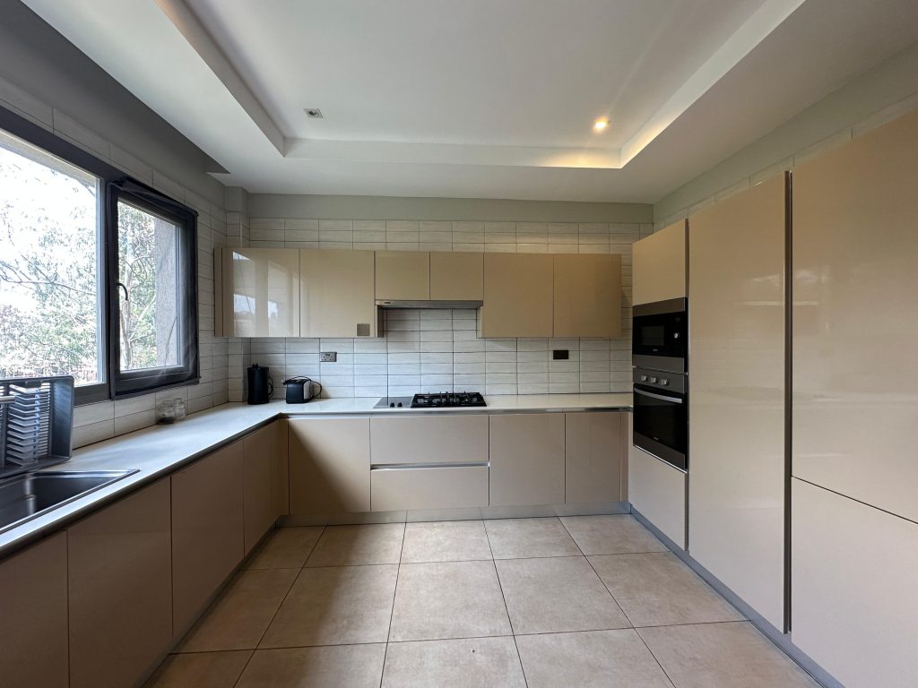 Furnished 3 Bedroom Apartment